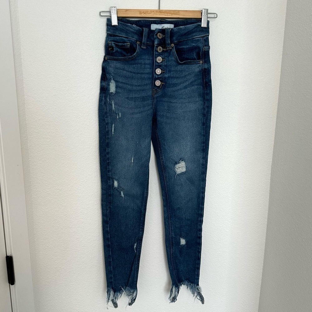 KanCan Skinny Distressed Chewed Hem Jeans Medium Wash Button Front Size 23 Women